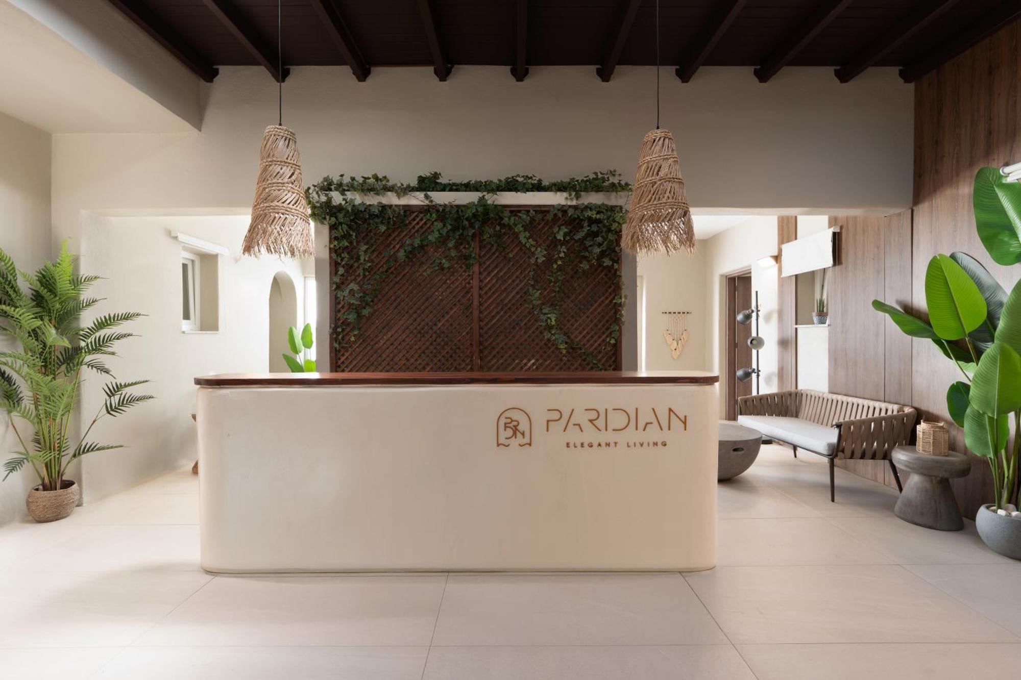 Paridian Elegant Living 호텔 Páros 외부 사진