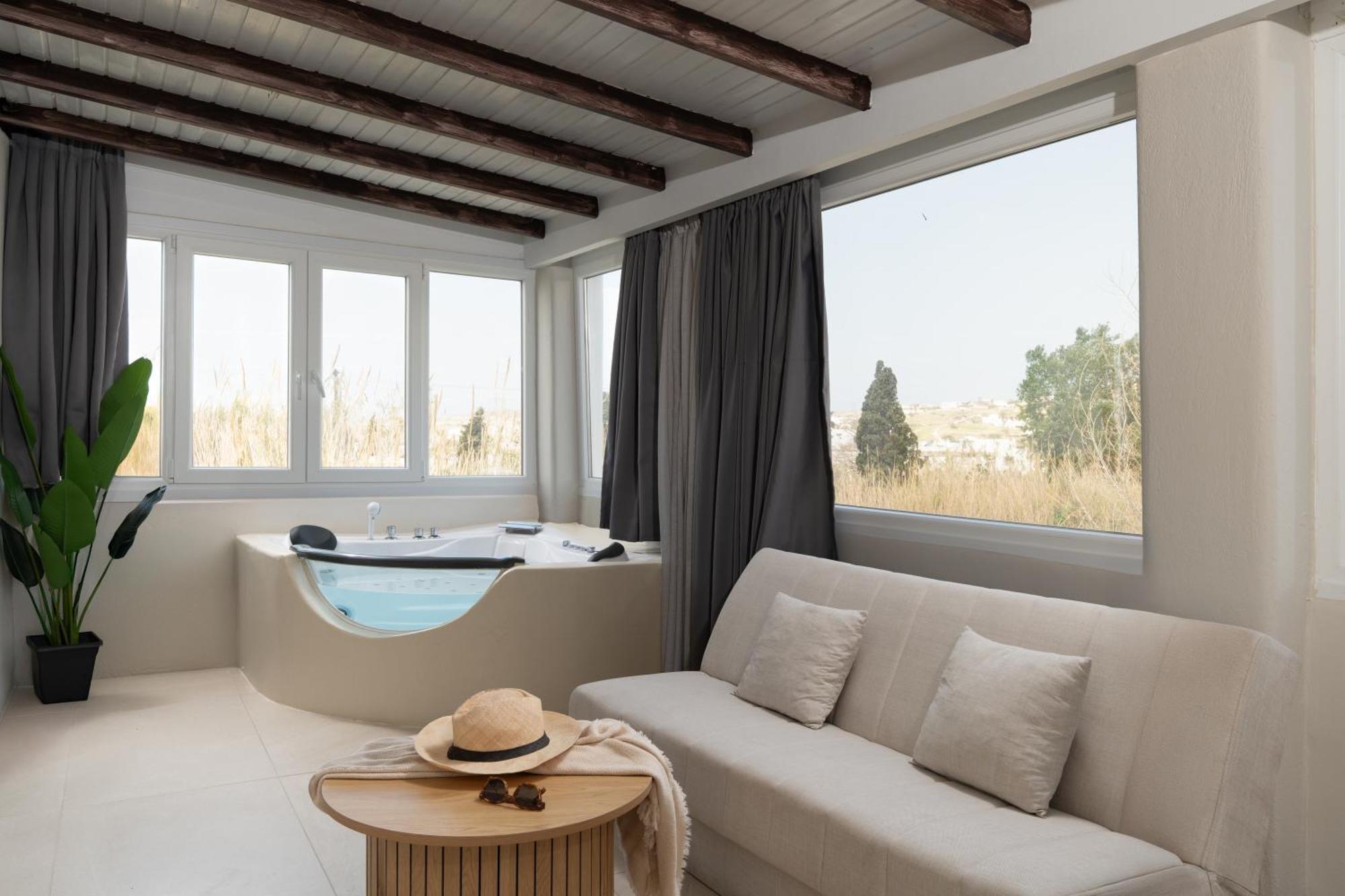Paridian Elegant Living 호텔 Páros 외부 사진